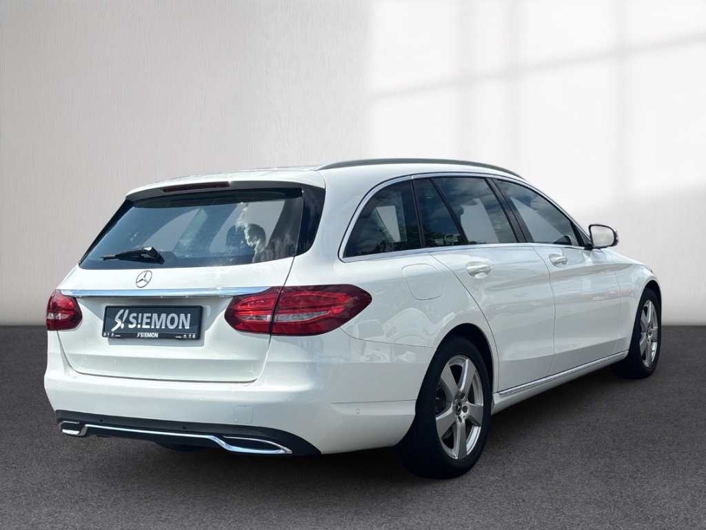 Fahrzeugabbildung Mercedes-Benz C 180 AVANTGARDE AHK LED LEDER NAV KLIM SHZ AMBI