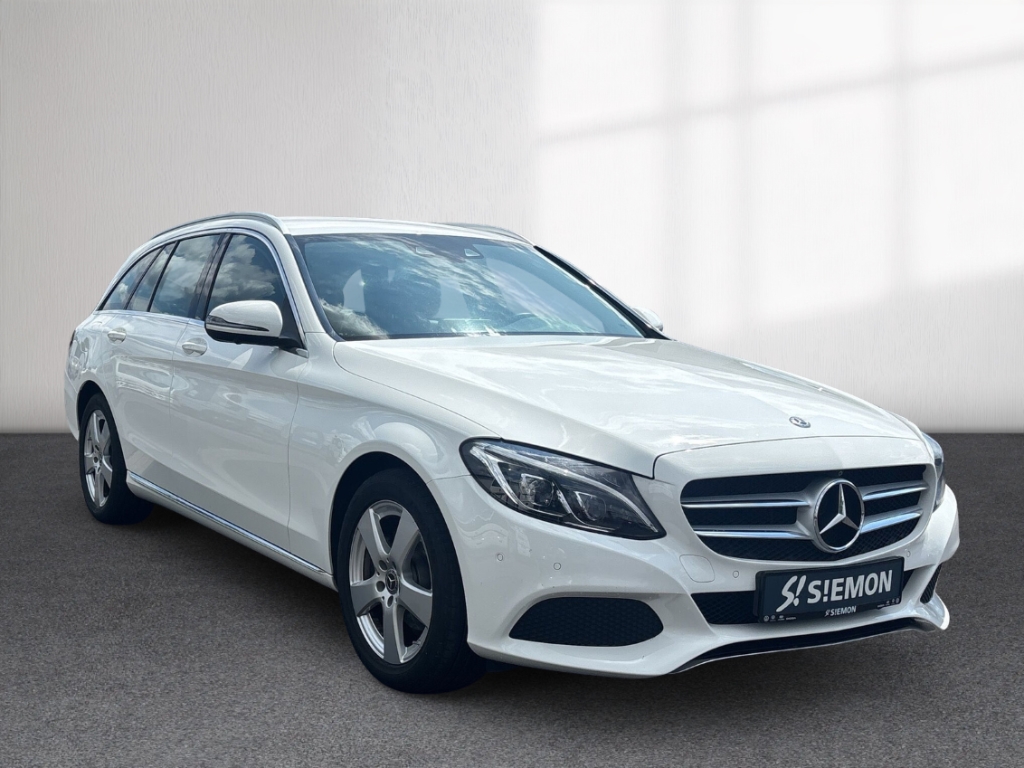 Fahrzeugabbildung Mercedes-Benz C 180 AVANTGARDE AHK LED LEDER NAV KLIM SHZ AMBI