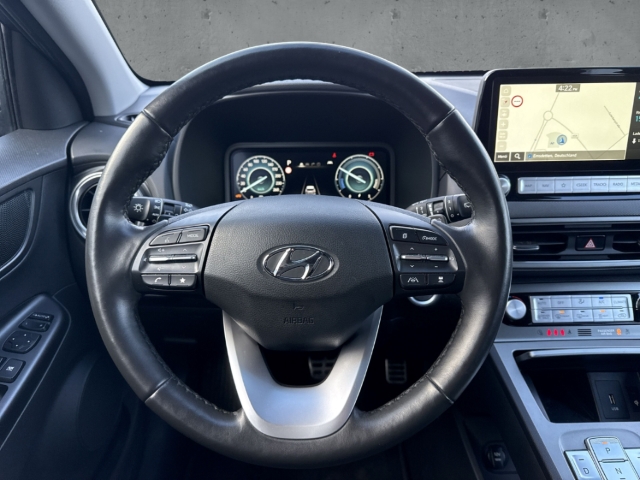 Fahrzeugabbildung Hyundai KONA Elektro FL 64kWh TREND Navigationspaket Soundsystem LED ACC Apple CarPlay