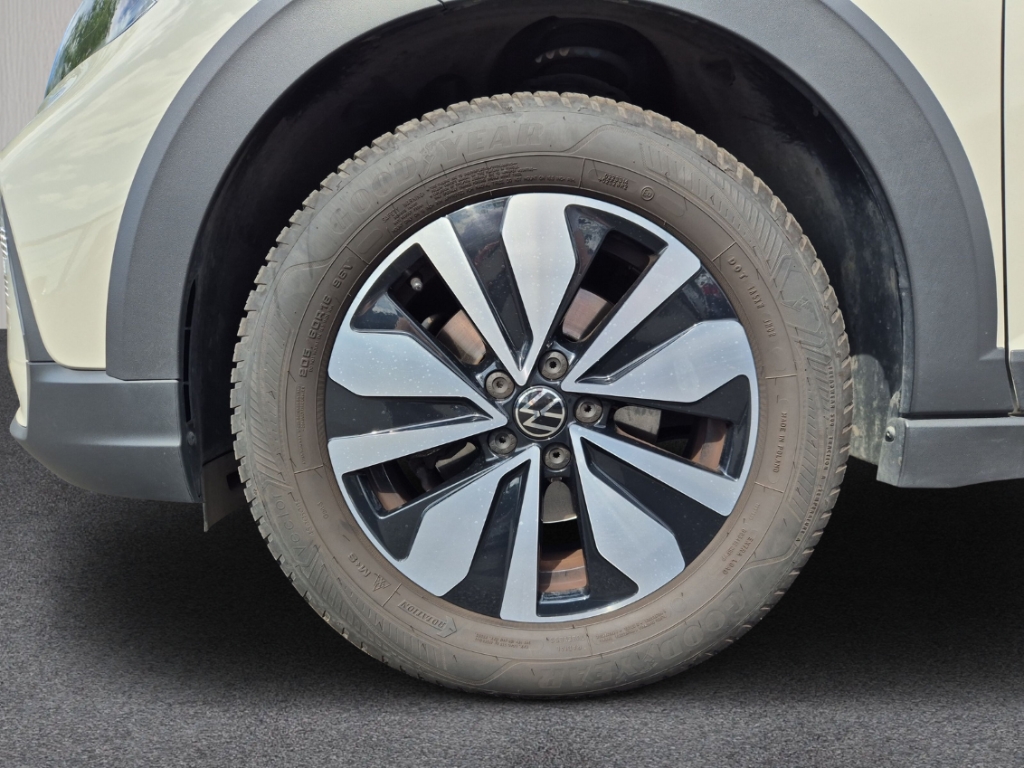 Fahrzeugabbildung Volkswagen Taigo Life 1.0 TSI LED SHZ Klima PDCv+h Temp ZV