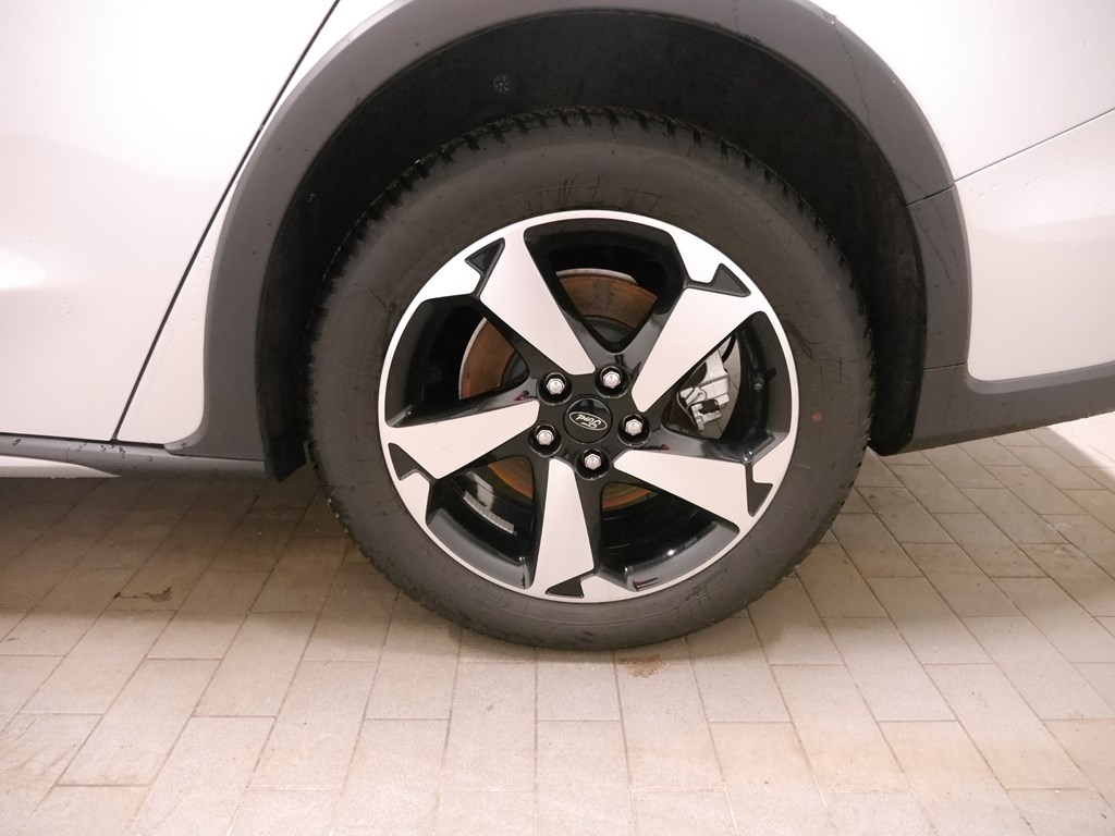 Fahrzeugabbildung Ford Focus Turn. 1.5 EcoBlue Active Auto. LED Alarm e