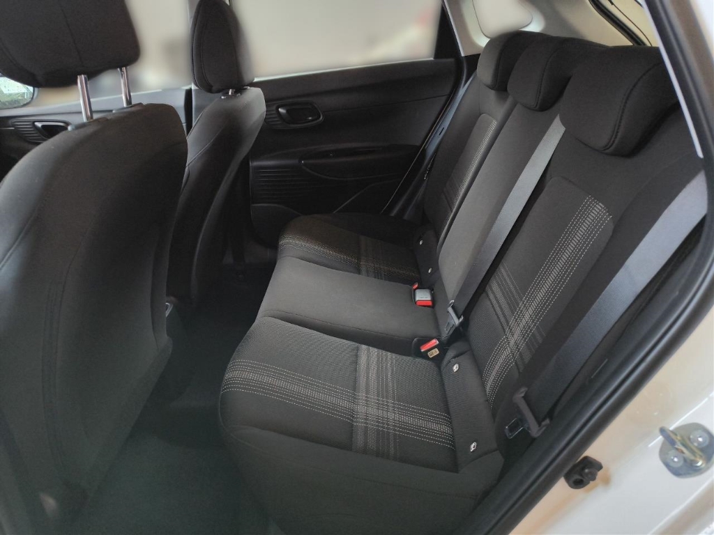 Fahrzeugabbildung Hyundai i20 FL 1.0 T-GDI MT Select Funktionspaket Navi Apple CarPlay Android Auto Musikstreaming