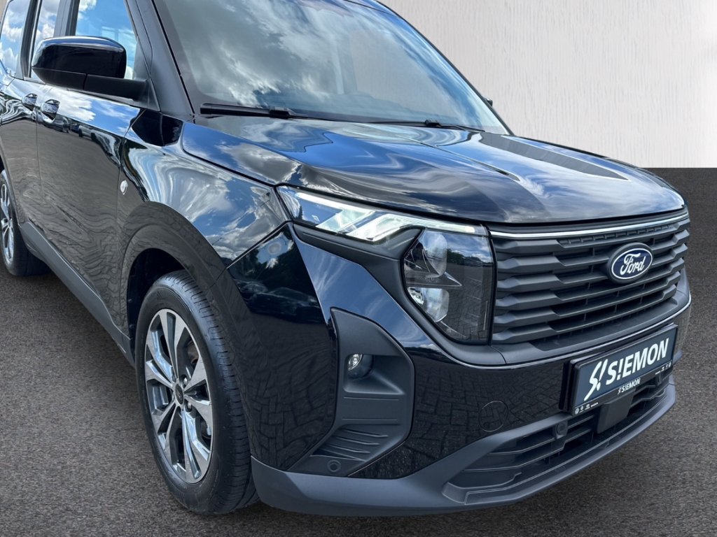 Fahrzeugabbildung Ford Tourneo Courier Titanium AHK AAC LM17 Winterpak. LED TFL