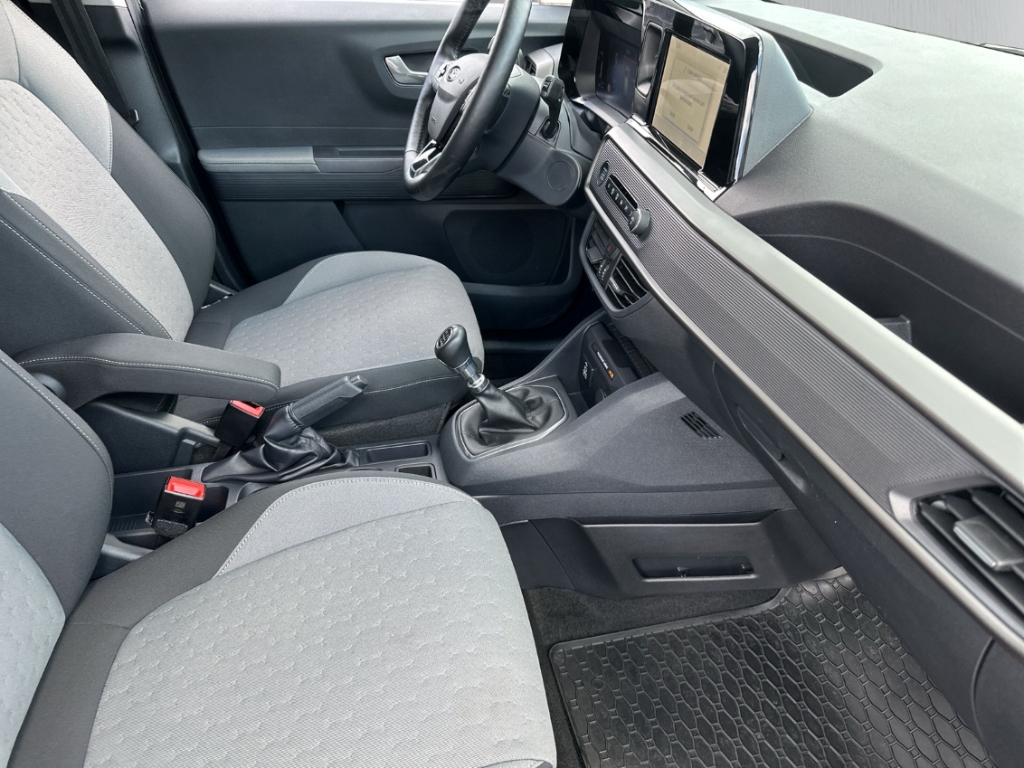 Fahrzeugabbildung Ford Tourneo Courier Titanium AHK AAC LM17 Winterpak. LED TFL