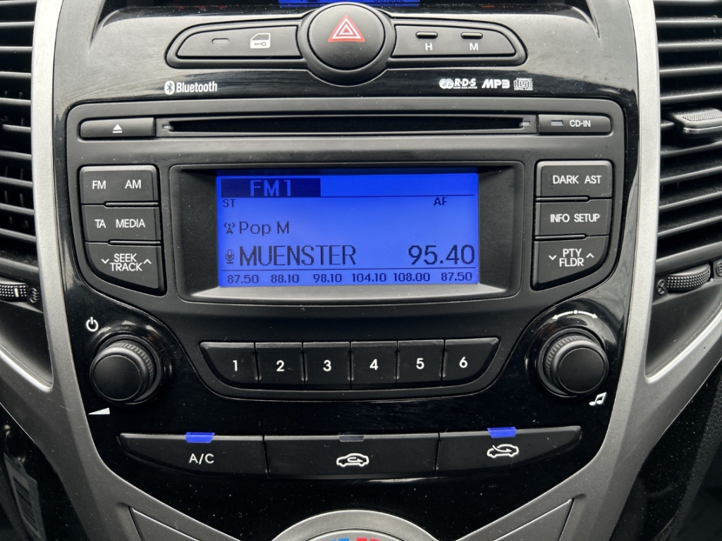 Fahrzeugabbildung Hyundai ix20 1.6 Trend AT 1.Hand Klima PDC Radio Isofix