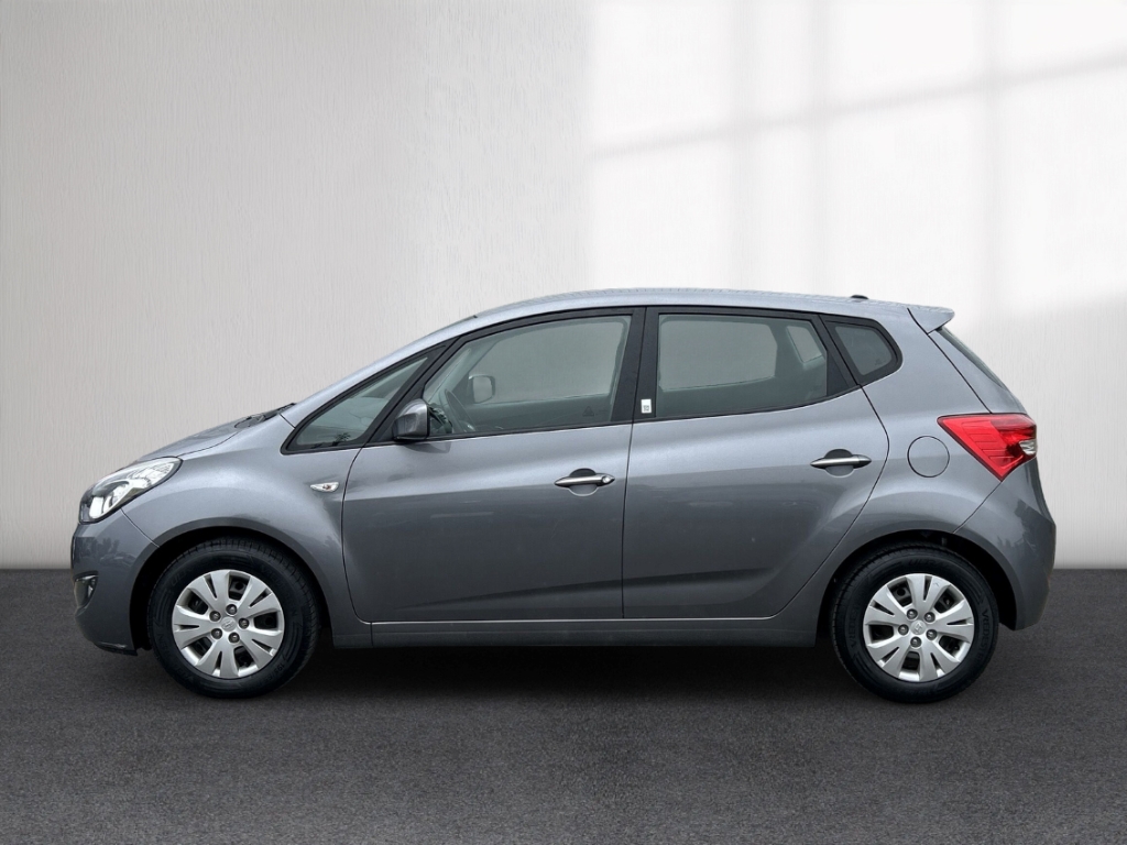 Fahrzeugabbildung Hyundai ix20 1.6 Trend AT 1.Hand Klima PDC Radio Isofix