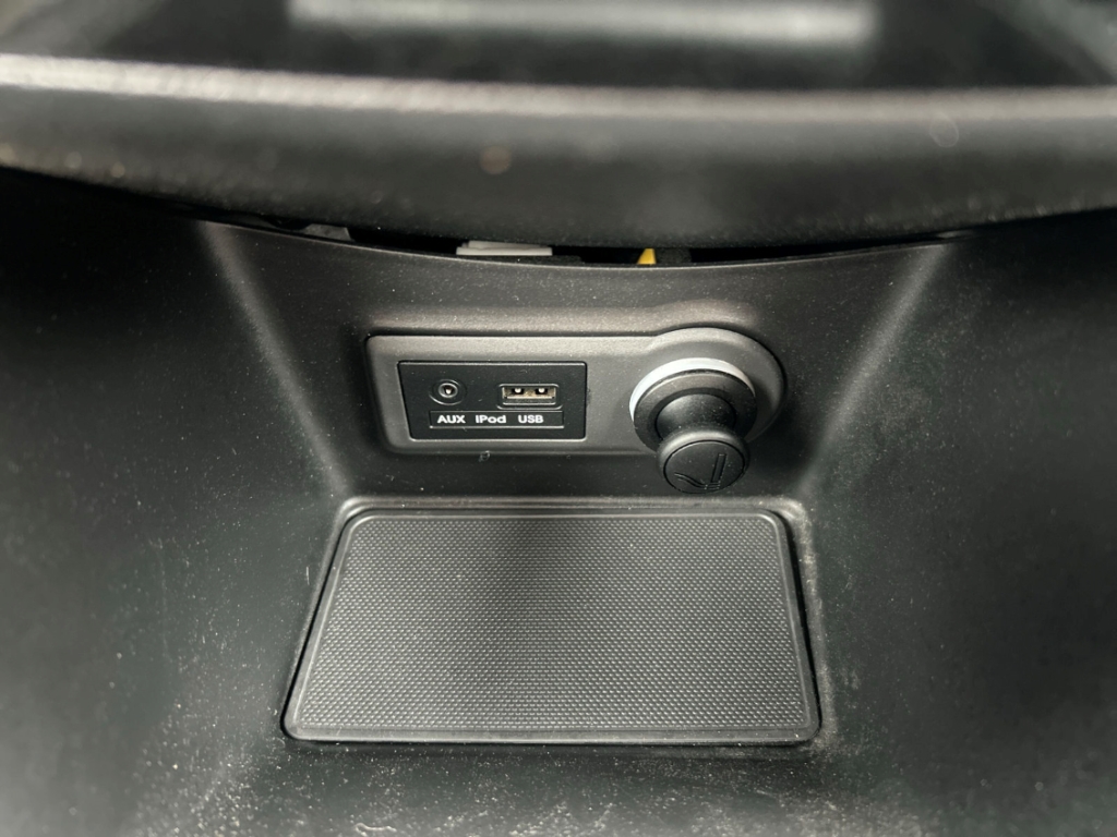 Fahrzeugabbildung Hyundai ix20 1.6 Trend AT 1.Hand Klima PDC Radio Isofix