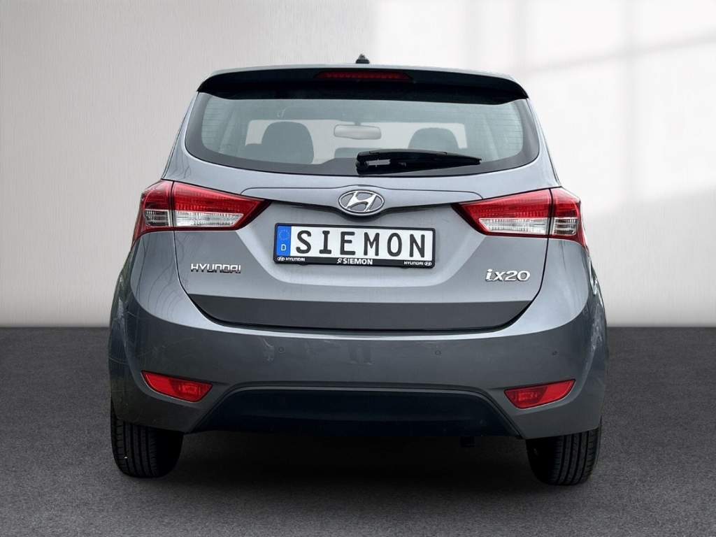 Fahrzeugabbildung Hyundai ix20 1.6 Trend AT 1.Hand Klima PDC Radio Isofix