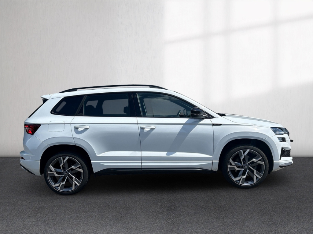 Fahrzeugabbildung SKODA Karoq 1.5 TSI 7-DSG Sportline 19LM el.Heckklappe Kamera LED Keyless Sitzheizung