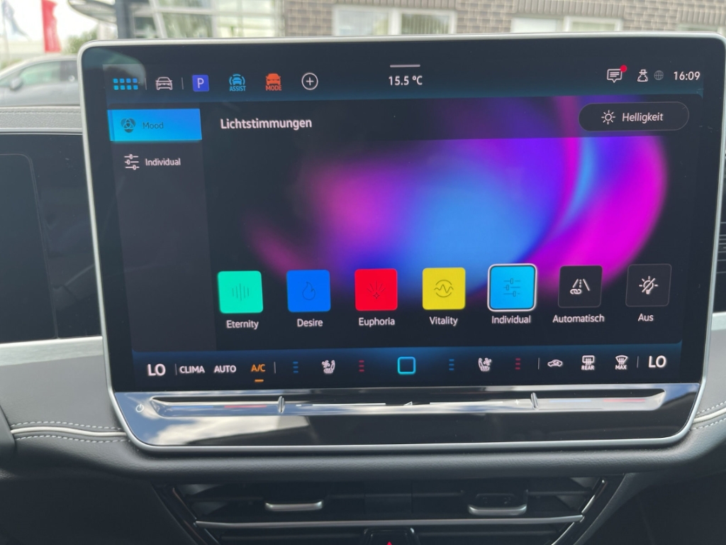Fahrzeugabbildung Volkswagen Passat Variant 2.0 TDI Elegance AHK IQ.Drive IQ.Light