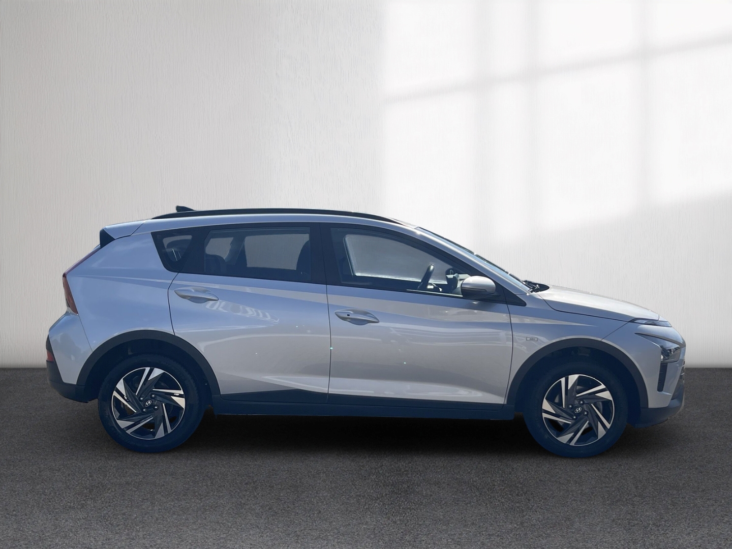 Fahrzeugabbildung Hyundai BAYON Mild-Hybrid 2WD 1.0 T-GDI Trend NAVI CAM SHZ LED Tempomat LM