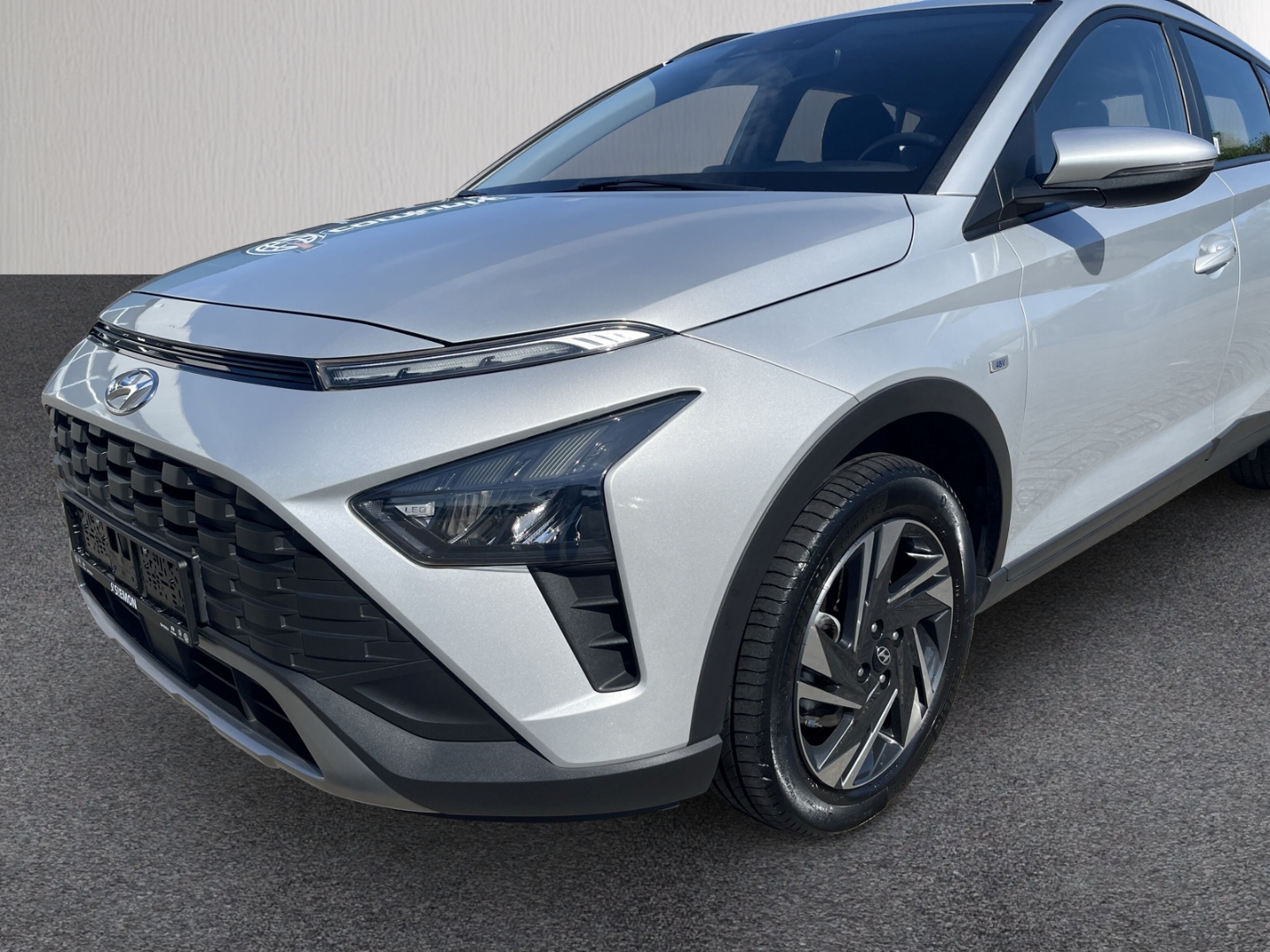 Fahrzeugabbildung Hyundai BAYON Mild-Hybrid 2WD 1.0 T-GDI Trend NAVI CAM SHZ LED Tempomat LM