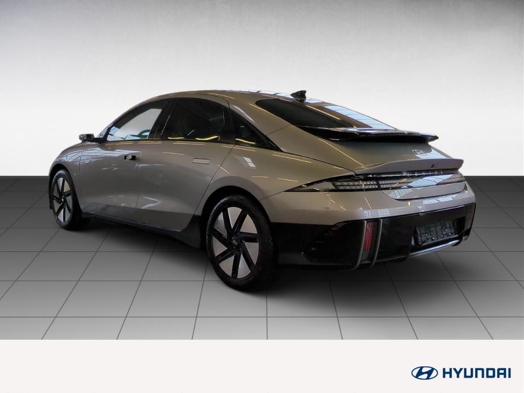 Fahrzeugabbildung Hyundai IONIQ 6 77,4kWh 2WD UNIQ Digi-Spiegel HUD Navi Digitales Cockpit Memory Sitze Soundsystem