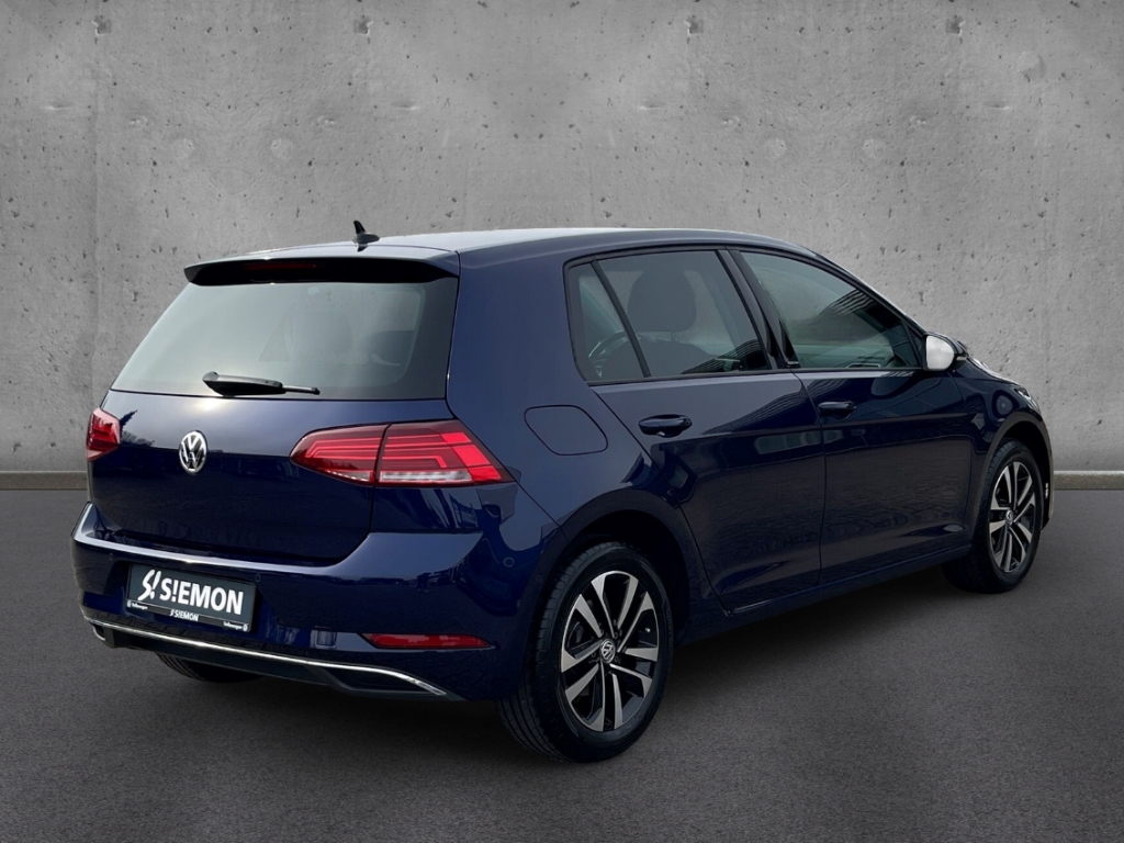 Fahrzeugabbildung Volkswagen Golf VII 1.5 TSI IQ-Drive Automatik Sitzheizung