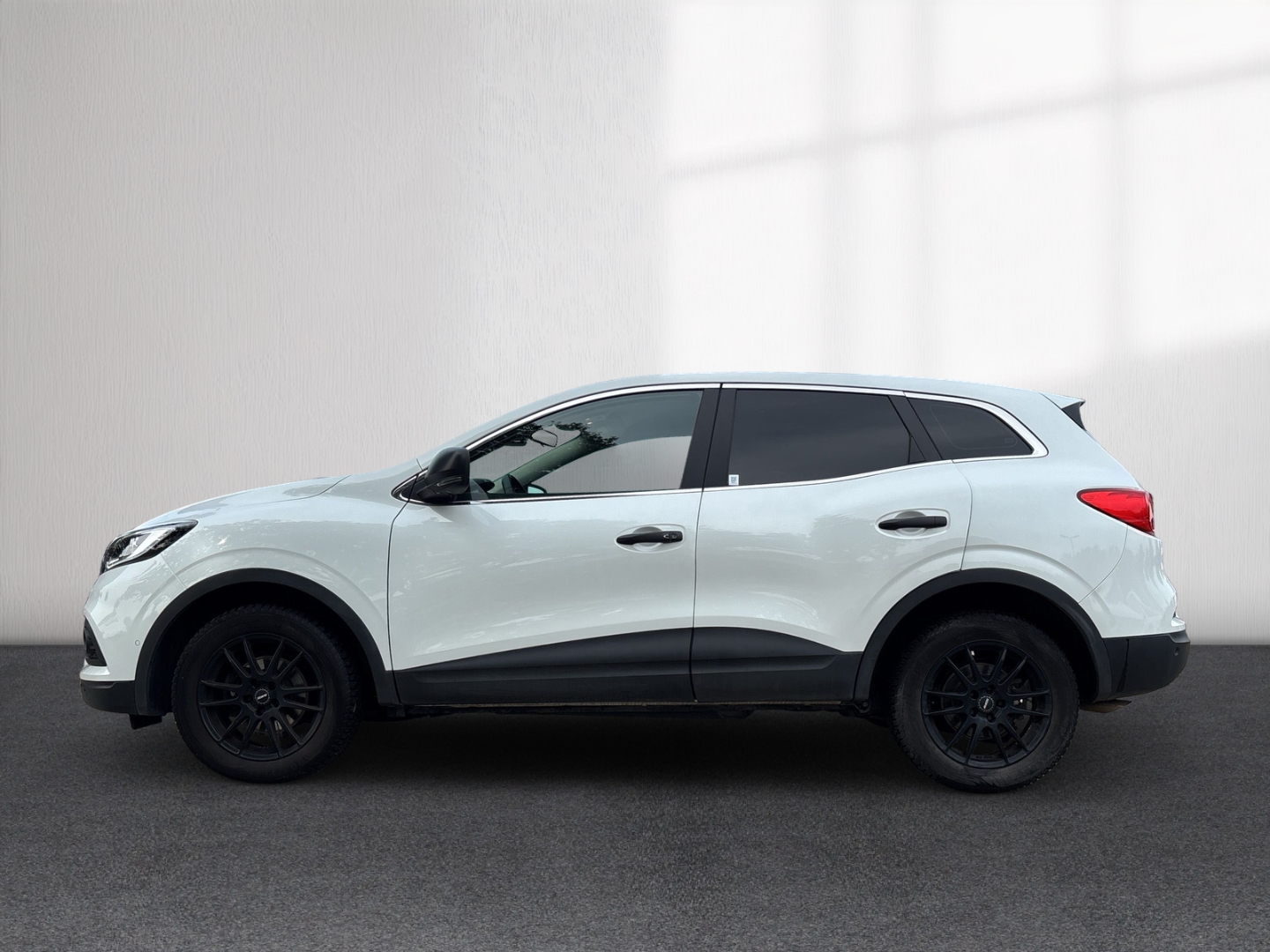Fahrzeugabbildung Renault Kadjar Zen 1.3 TCe RFK SHZ LED LMF TEMP KLIMA