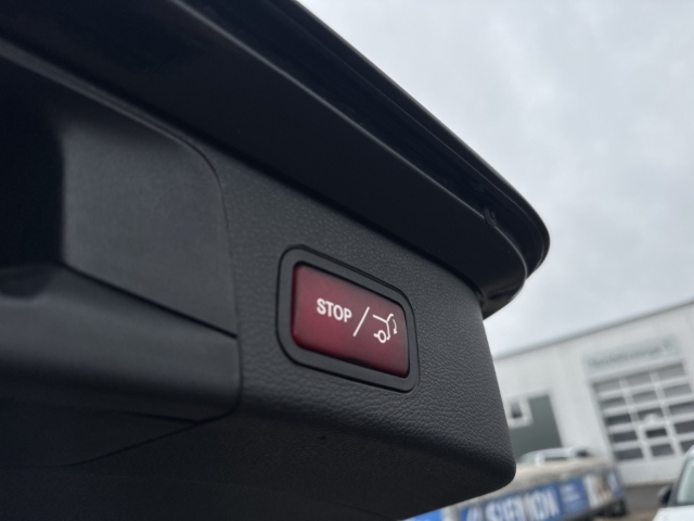 Fahrzeugabbildung Mercedes-Benz C 180 T CGI Kombi Avantgarde Kamera SHZ PDCv+h LED