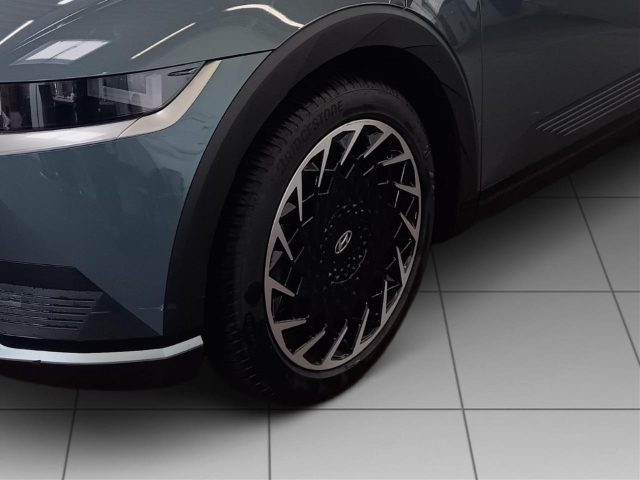 Fahrzeugabbildung Hyundai IONIQ 5 77,4kWh 2WD MY24 TECHNIQ Sitz-P 20LM Pano Assist el.Heckklappe Panorama Navi