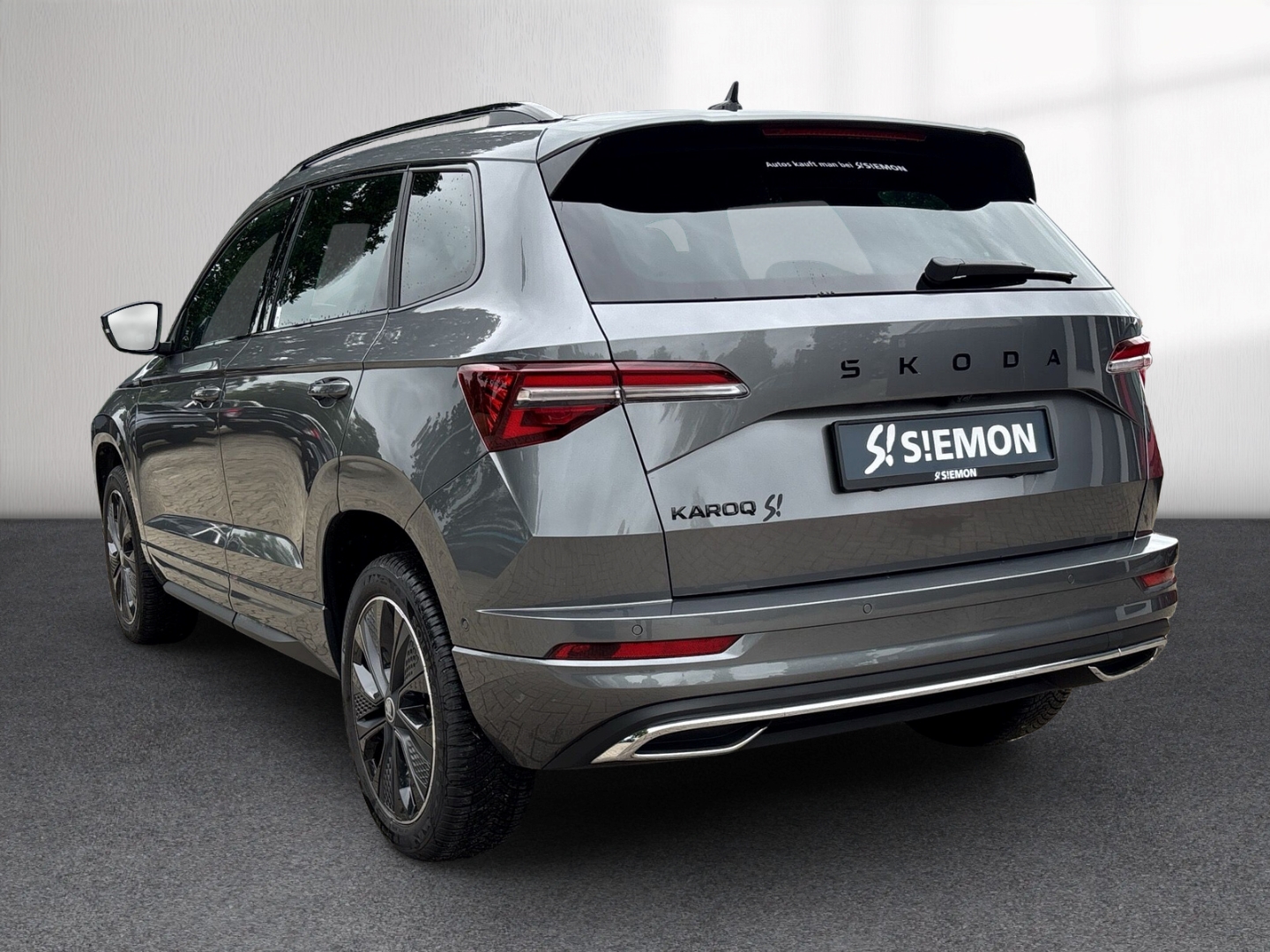 Fahrzeugabbildung SKODA Karoq 1.5 TSI DSG Sportline MatrLED ACC SHZ LHZ