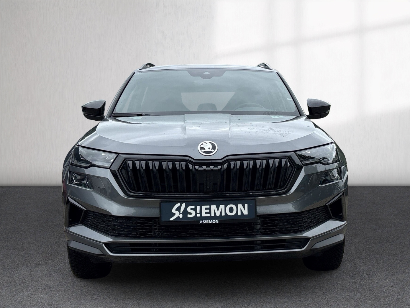 Fahrzeugabbildung SKODA Karoq 1.5 TSI DSG Sportline MatrLED ACC SHZ LHZ