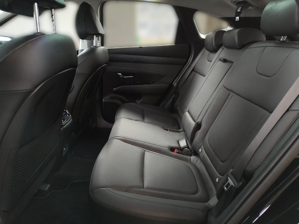 Fahrzeugabbildung Hyundai TUCSON FL PHEV 1.6 AT 4WD MY25 Prime Assist-P Pano Dig-Key MATRIX-LED Leder Digitales Cockpit