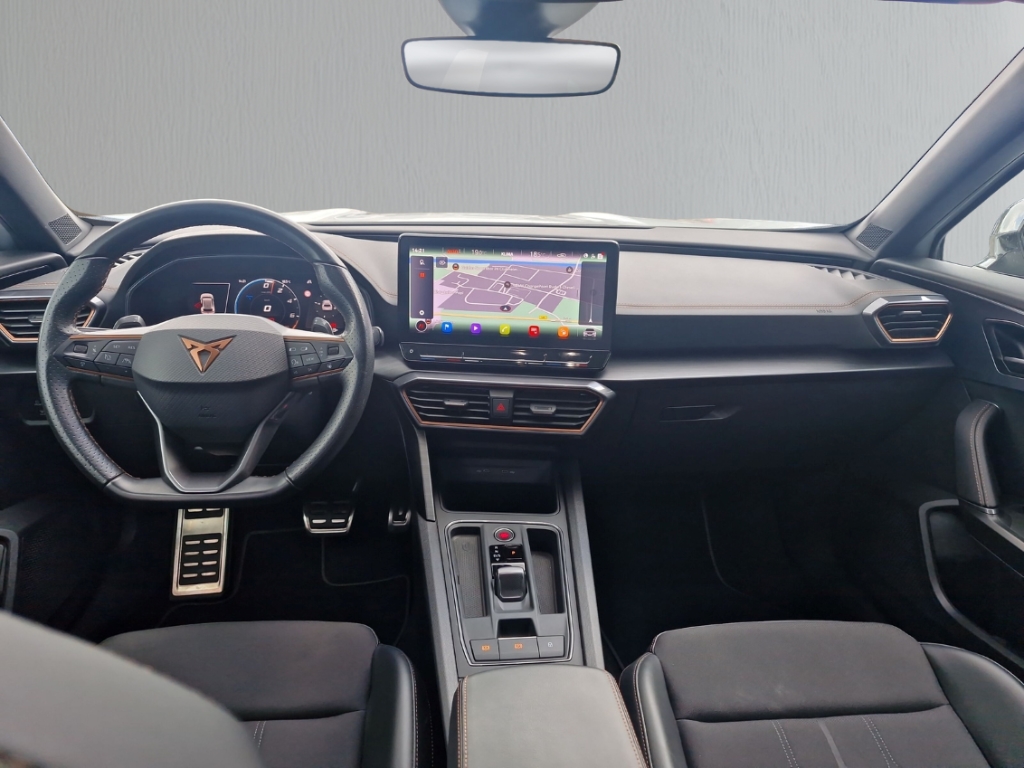 Fahrzeugabbildung CUPRA Formentor eTSI AHK NAVI LED PDC Klima R-Kam AD AHK-klappbar Digitales Cockpit