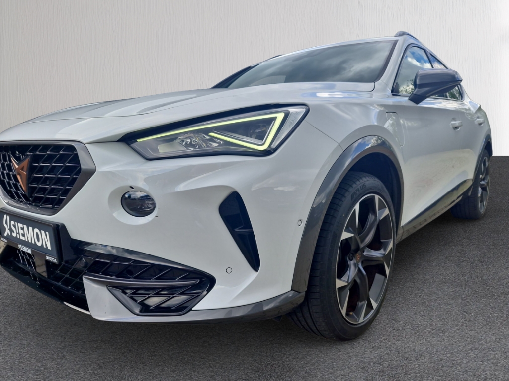 Fahrzeugabbildung CUPRA Formentor eTSI AHK NAVI LED PDC Klima R-Kam AD AHK-klappbar Digitales Cockpit