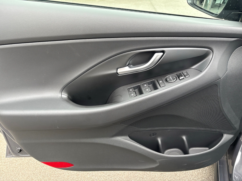 Fahrzeugabbildung Hyundai i30 FL Kombi MY26 1.6 T-GDi DCT N-Line Navi Digitales Cockpit LED Apple