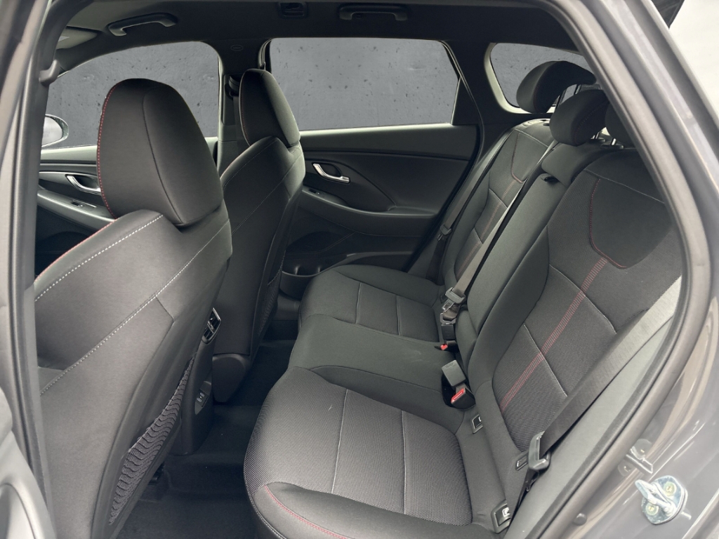 Fahrzeugabbildung Hyundai i30 FL Kombi MY26 1.6 T-GDi DCT N-Line Navi Digitales Cockpit LED Apple