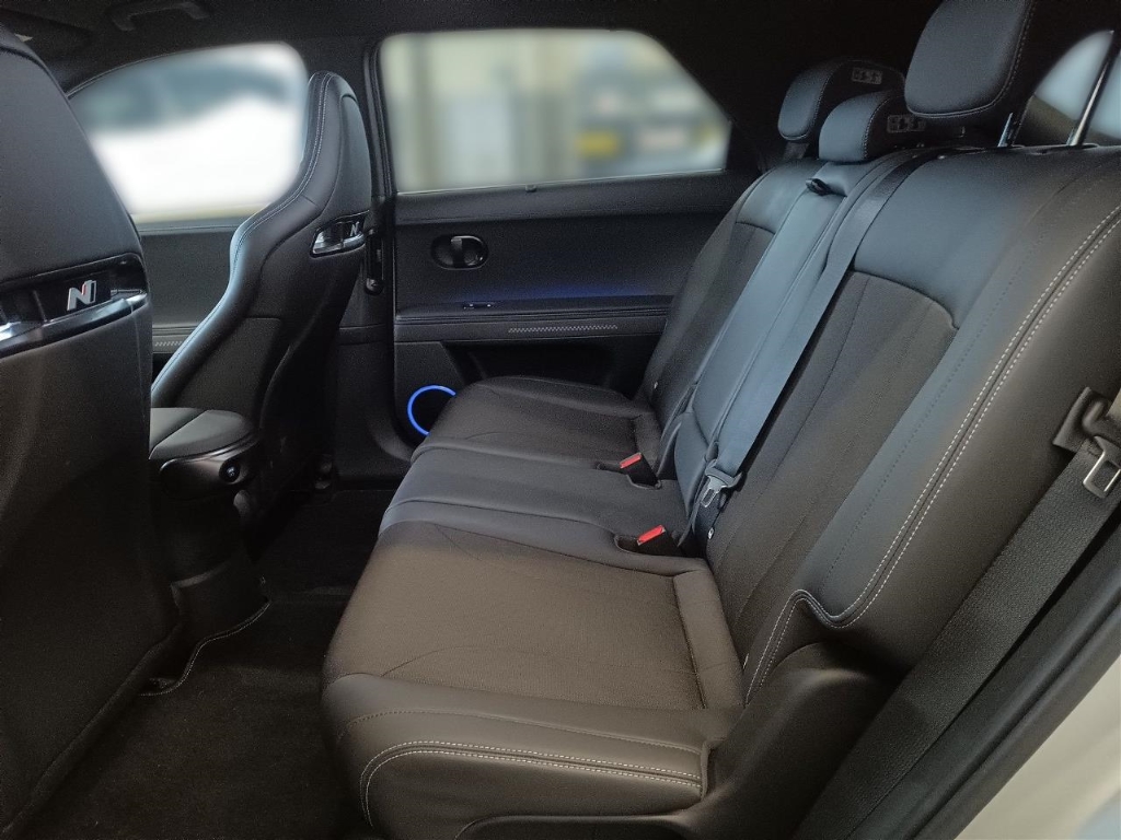 Fahrzeugabbildung Hyundai IONIQ 5 4WD 84kWh N-Performance HUD Navi Digitales Cockpit Sportpaket Soundsystem