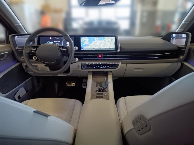 Fahrzeugabbildung Hyundai IONIQ 6 77,4kWh 4WD UNIQ Digi-Spiegel HUD Navi Digitales Cockpit Memory Sitze Soundsystem Bose