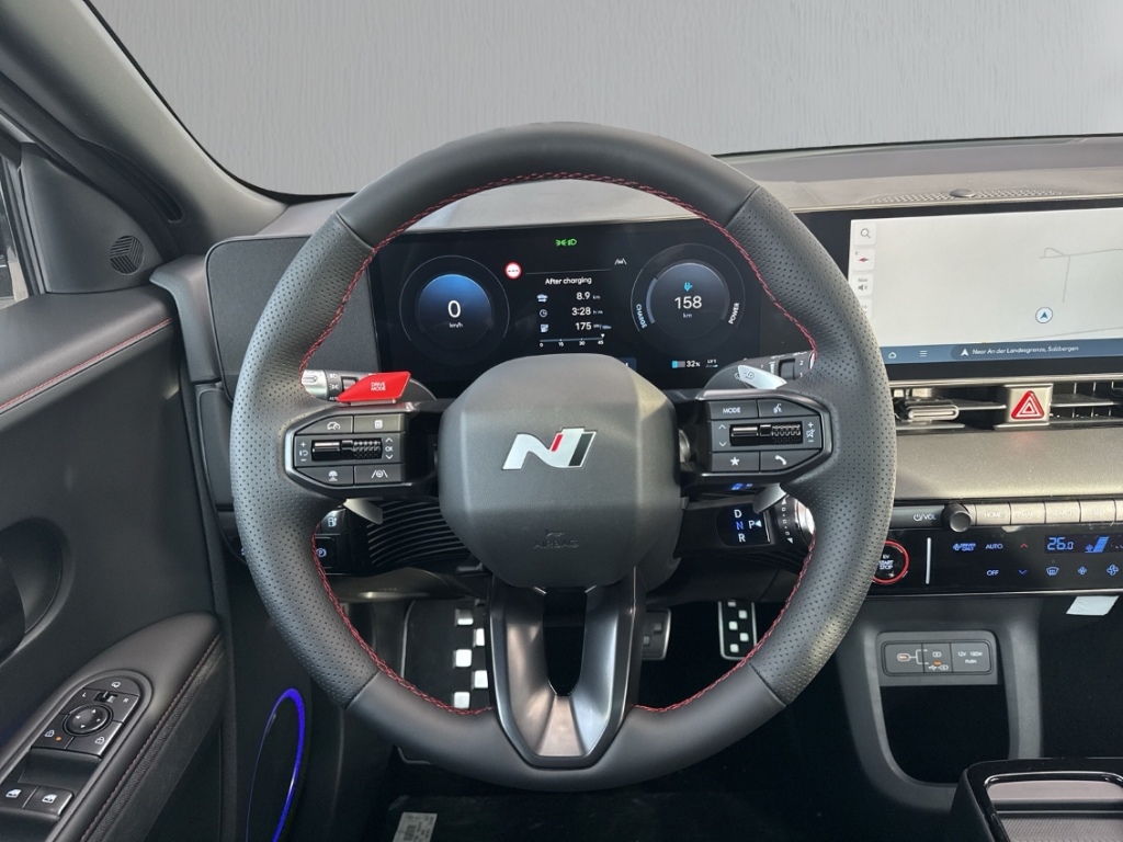 Fahrzeugabbildung Hyundai IONIQ 5 FL MY26 84kWh 2WD N-Line X Sitz-P Panorama Matrix Navi Digitales Cockpit