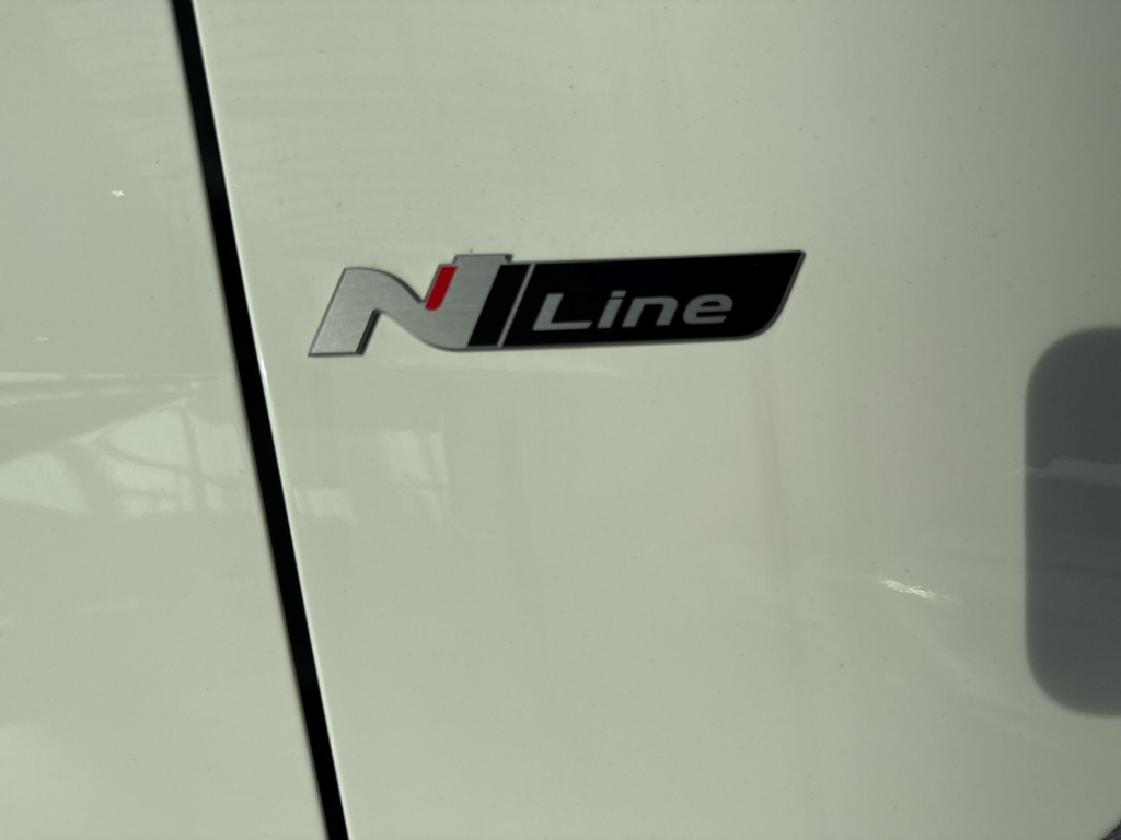 Fahrzeugabbildung Hyundai IONIQ 5 FL MY26 84kWh 2WD N-Line X Sitz-P Panorama Matrix Navi Digitales Cockpit