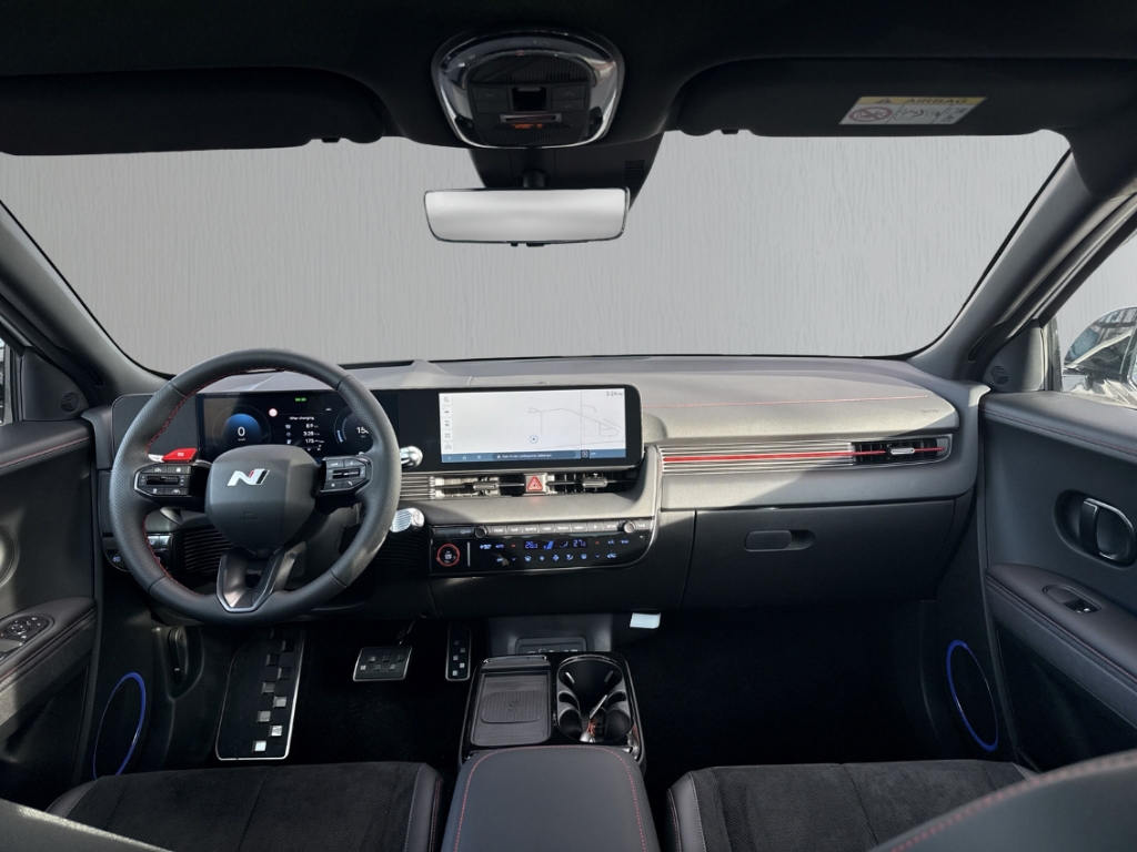 Fahrzeugabbildung Hyundai IONIQ 5 FL MY26 84kWh 2WD N-Line X Sitz-P Panorama Matrix Navi Digitales Cockpit