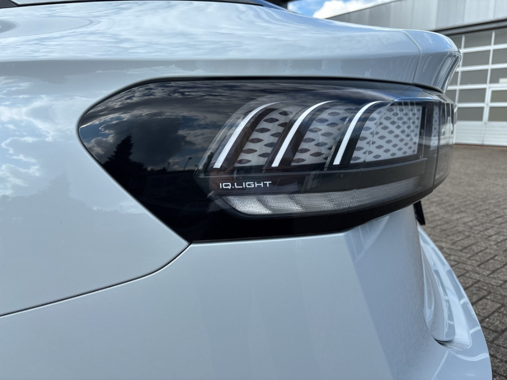 Fahrzeugabbildung Volkswagen ID.7 Pro MatrixLED Navi 360°Kam SHZ LHZ Wärmepumpe