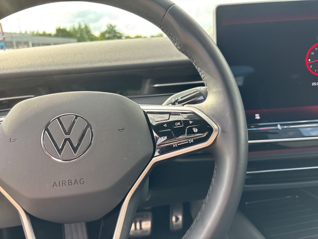 Fahrzeugabbildung Volkswagen ID.7 Pro MatrixLED Navi 360°Kam SHZ LHZ Wärmepumpe