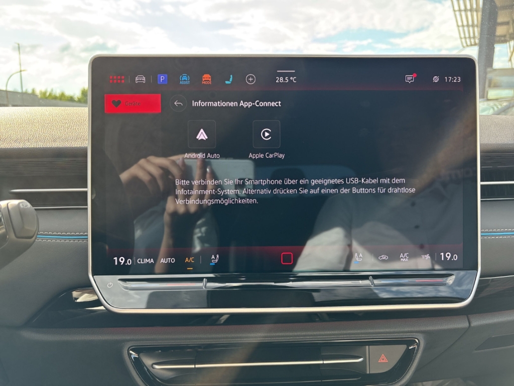 Fahrzeugabbildung Volkswagen ID.7 Pro MatrixLED Navi 360°Kam SHZ LHZ Wärmepumpe