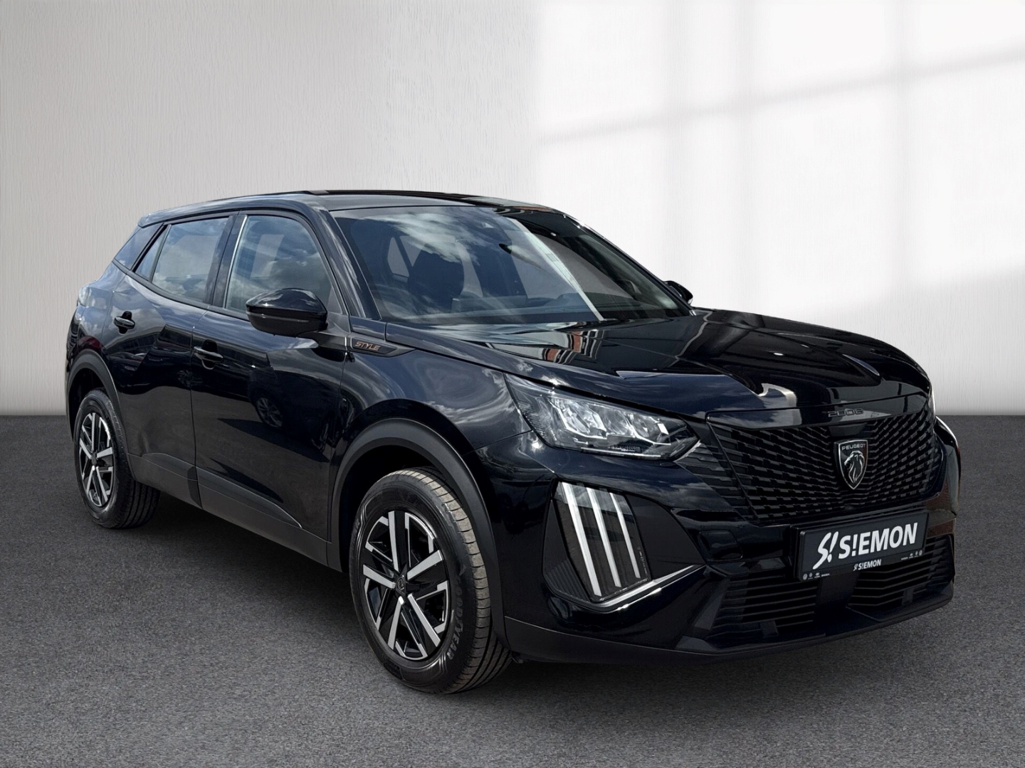 Fahrzeugabbildung Peugeot 2008 1.2 PureTech Style LED Klimaauto Tempo PDC