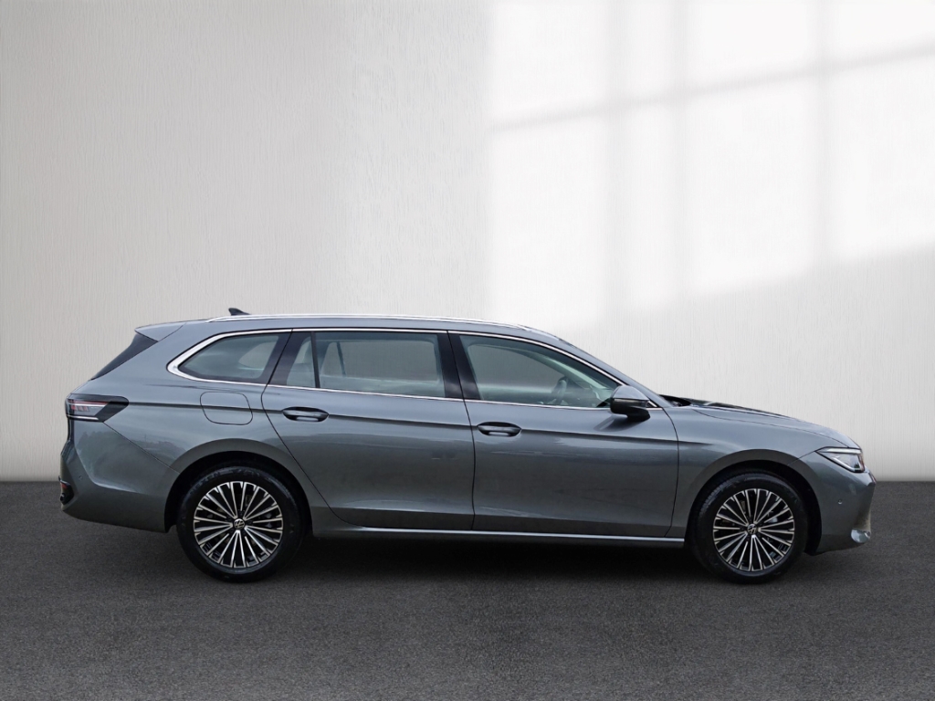 Fahrzeugabbildung Volkswagen Passat Variant 1.5eTSI DSG Elegance AHK ACC Navi SHZ