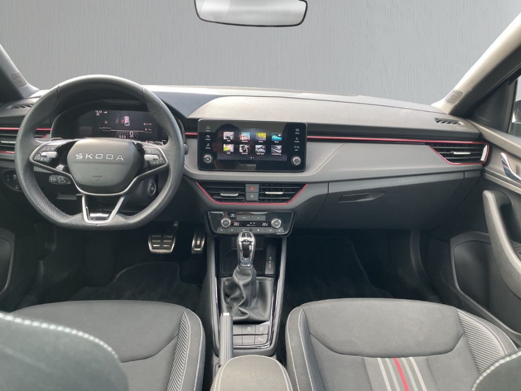 Fahrzeugabbildung SKODA Scala 1.0 TSI DSG MonteCarlo MatrixLED Pano RKam SHZ LHZ RKam CarPlay