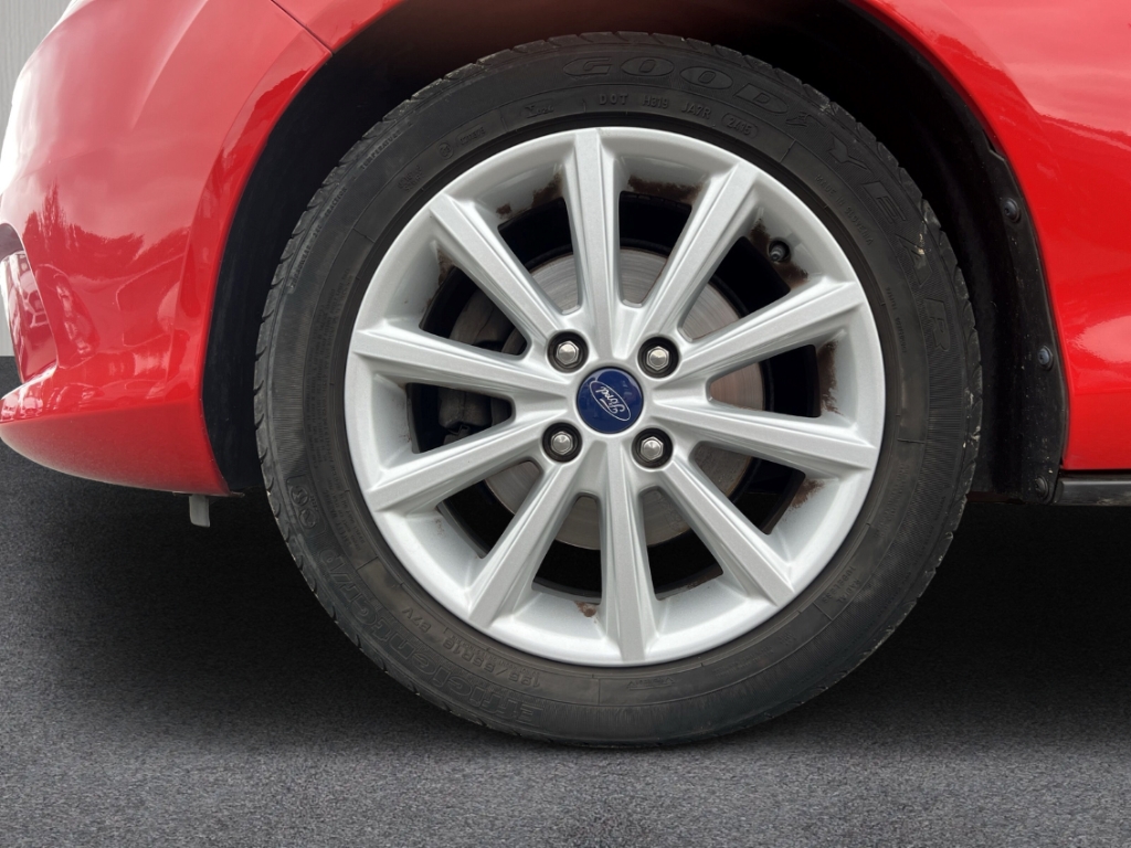 Fahrzeugabbildung Ford B-Max 1.0 EcoBoost Titanium SHZ Keyless Temp PDC