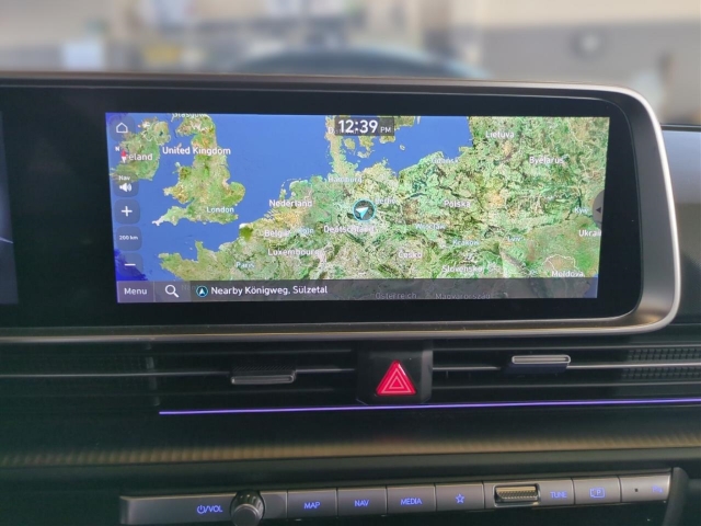 Fahrzeugabbildung Hyundai IONIQ 6 77,4kWh 4WD TECHNIQ Park-P V2L HUD Navi Digitales Cockpit LED Blendfreies Fernl.