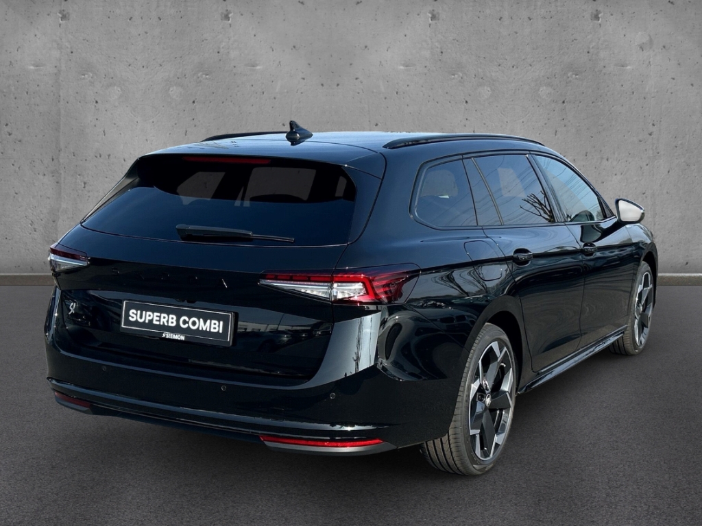 Fahrzeugabbildung SKODA Superb Combi 2.0 TDI DSG SPORTLINE LED e-Sitze AHK