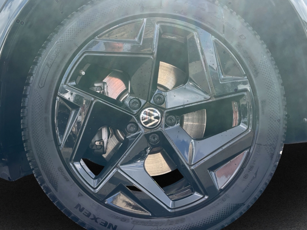 Fahrzeugabbildung Volkswagen Tiguan Volkswagen R-Line 2.0TDI 4MOTION