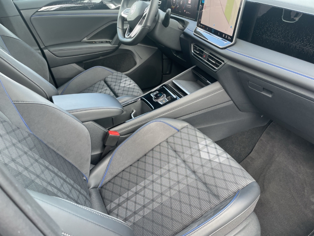 Fahrzeugabbildung Volkswagen Tiguan Volkswagen R-Line 2.0TDI 4MOTION