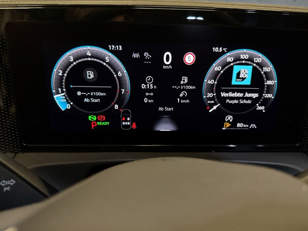 Fahrzeugabbildung Volkswagen Tiguan 1.5 eTSI DSG Energy AHK Navi ACC AreaView
