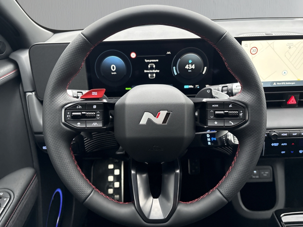 Fahrzeugabbildung Hyundai IONIQ 5 FL MY26 84kWh 4WD N-Line X Sitz-P Panorama Matrix Navi Digitales Cockpit