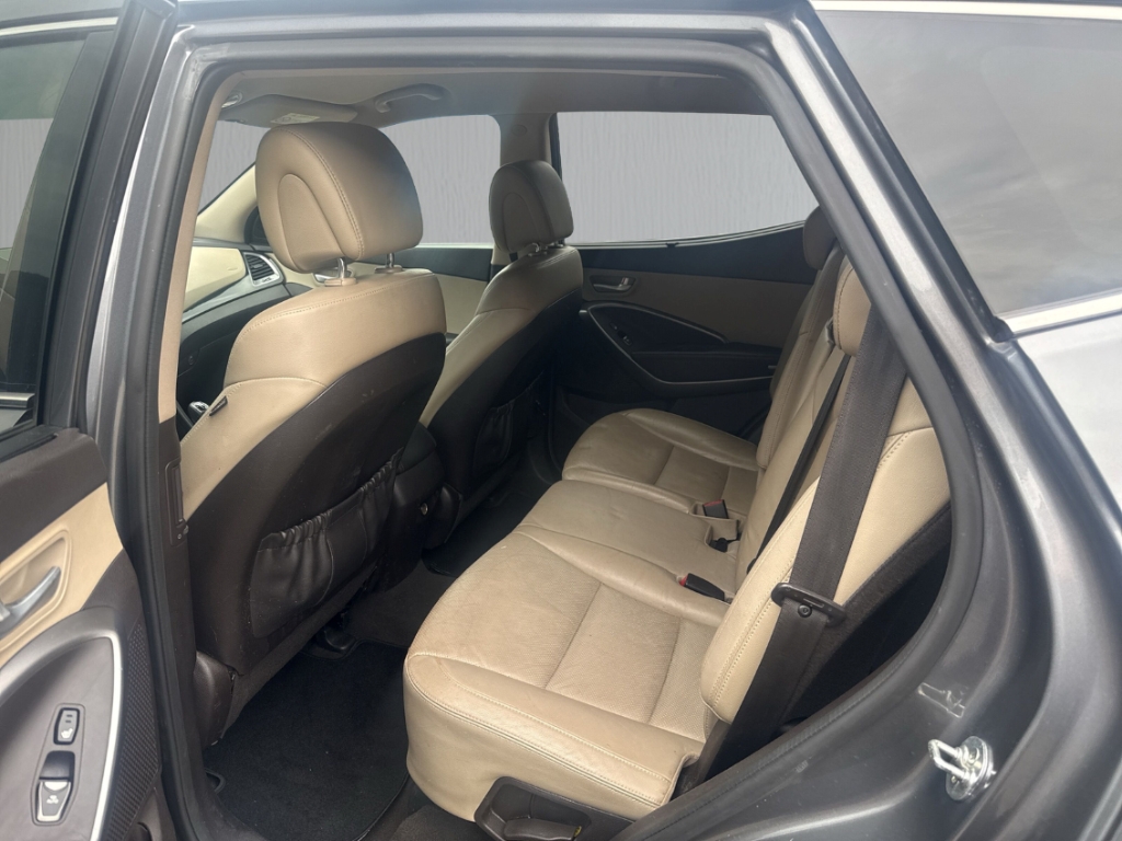 Fahrzeugabbildung Hyundai SANTA FE Premium 2.2 CRDI Leder Kamera SHZ AHK El. Sitze El. Heckklappe