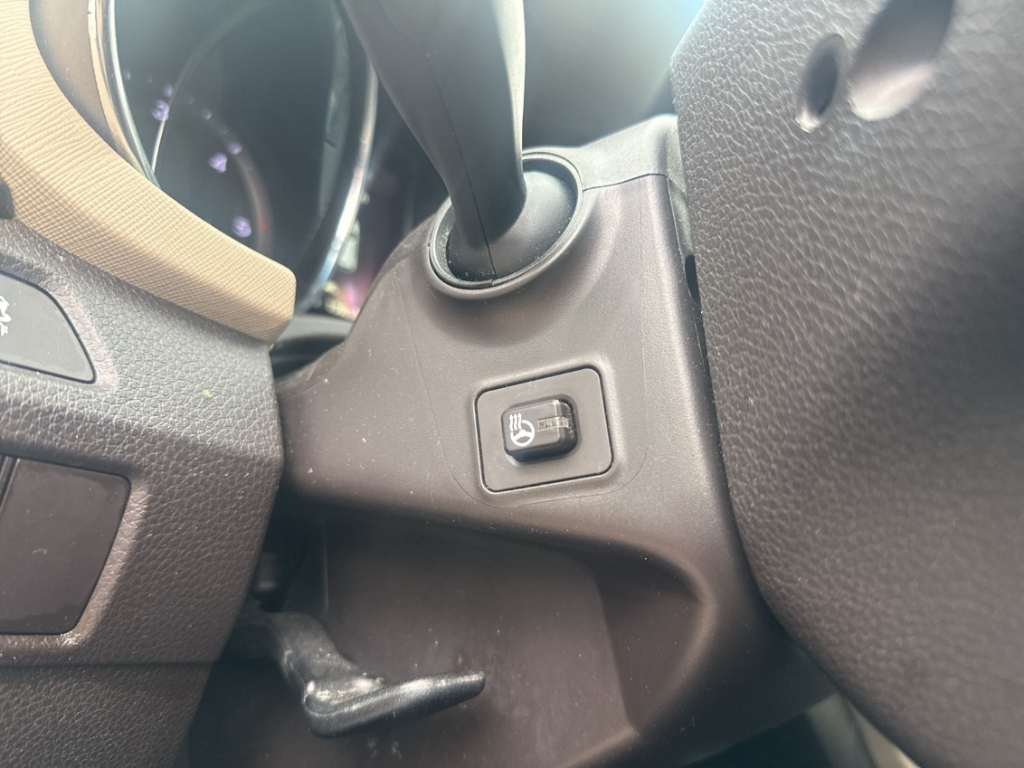 Fahrzeugabbildung Hyundai SANTA FE Premium 2.2 CRDI Leder Kamera SHZ AHK El. Sitze El. Heckklappe