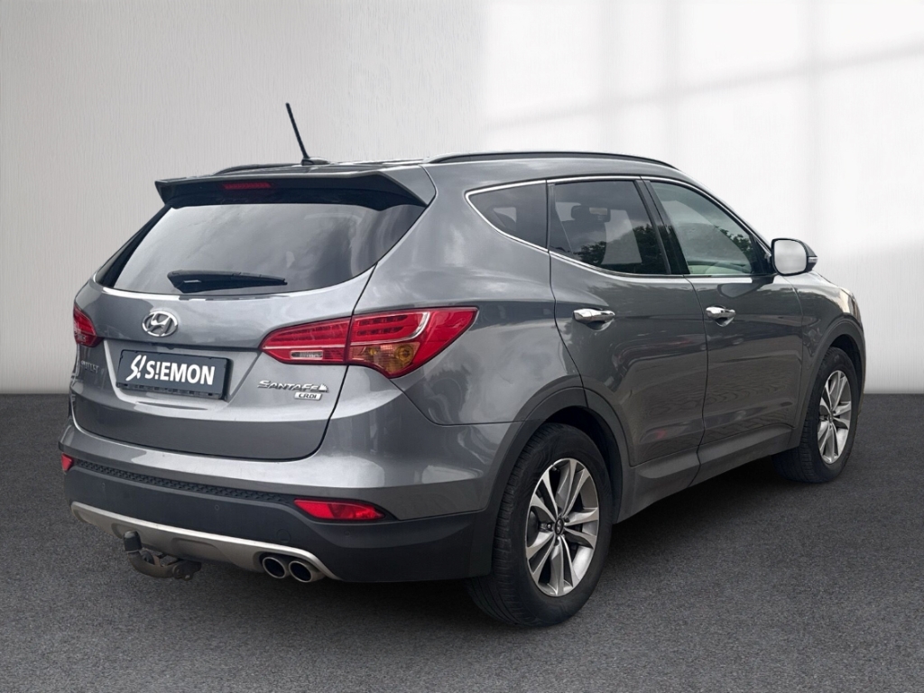 Fahrzeugabbildung Hyundai SANTA FE Premium 2.2 CRDI Leder Kamera SHZ AHK El. Sitze El. Heckklappe