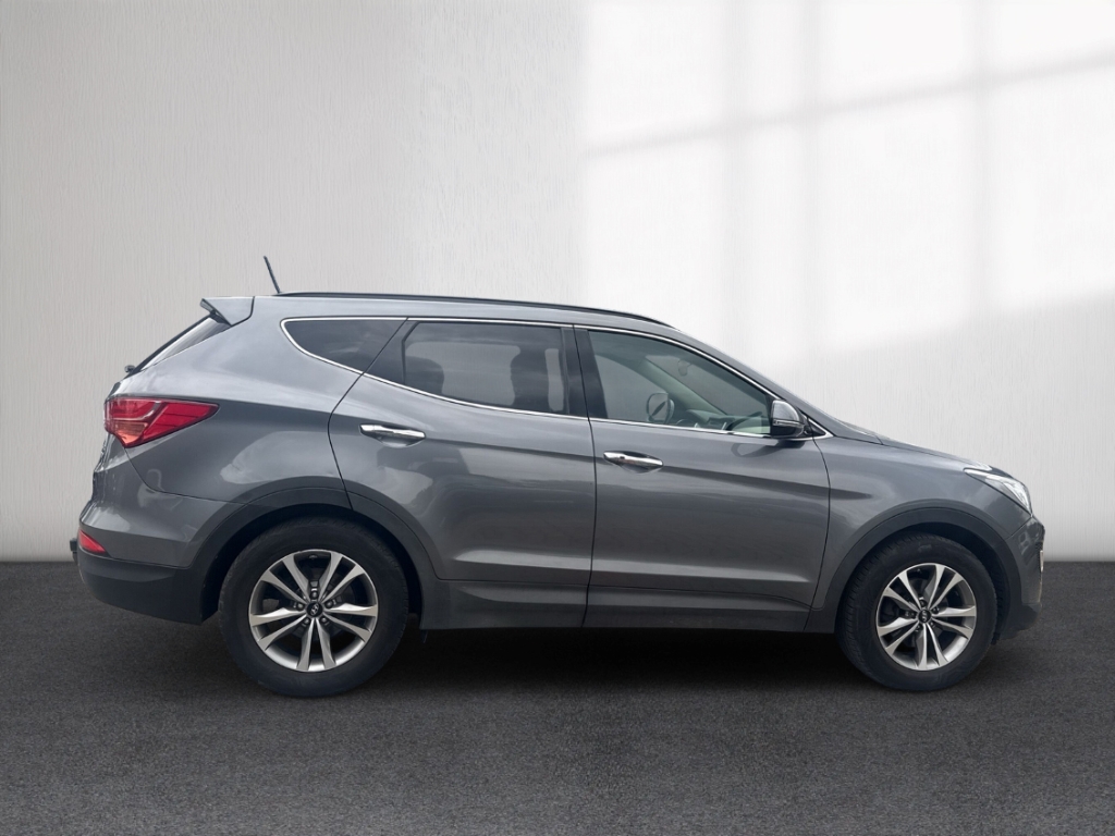 Fahrzeugabbildung Hyundai SANTA FE Premium 2.2 CRDI Leder Kamera SHZ AHK El. Sitze El. Heckklappe
